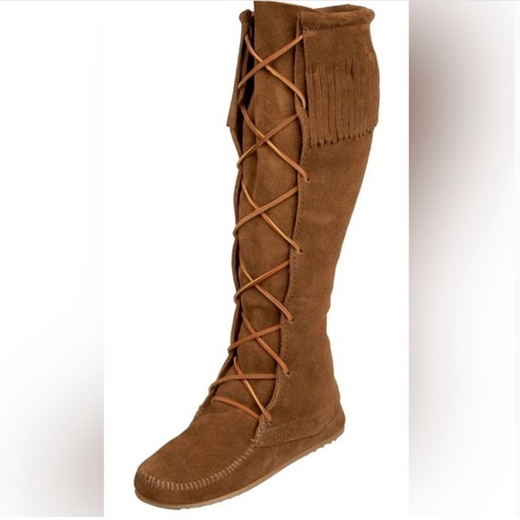 LIKE🆕MINNETONKA CHESTNUT BROWN SUEDE LACEUP FRINGE MOCCASIN KNEE BOOTS - Picture 11 of 16
